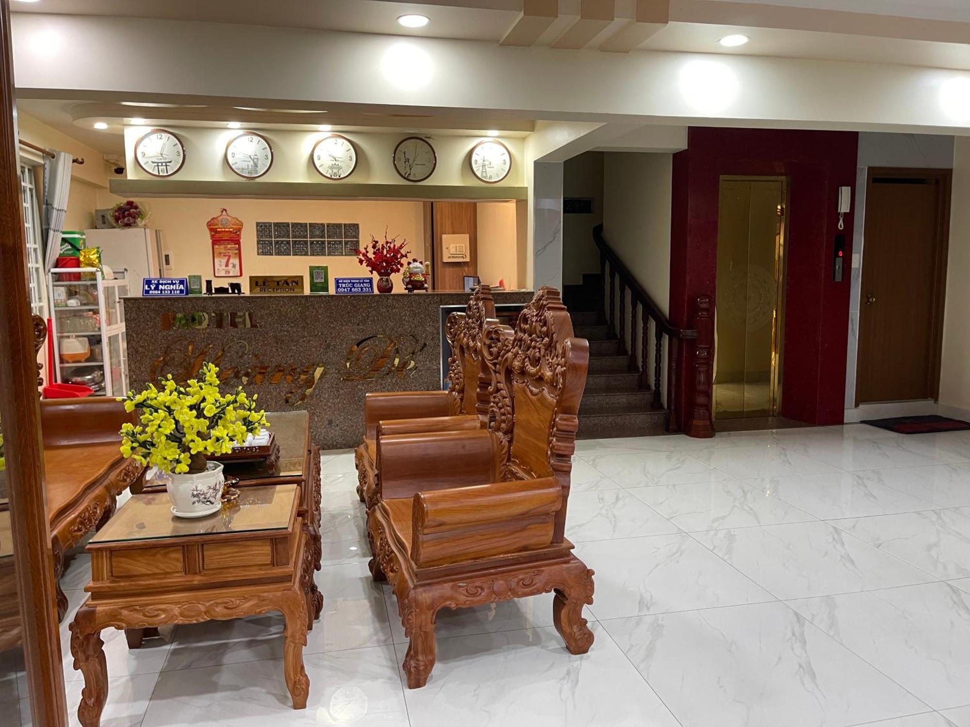 Motel Hoang De Тяудок Екстер'єр фото